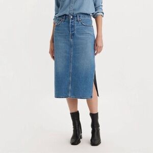 Levi’s Denim Midi Side Slit Skirt in Artist Divided Size 34